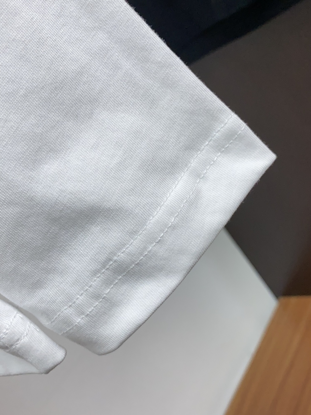 古奇 2025秋冬新品，男士基础款圆领长袖T恤打底衫！贸易公司渠道稀出，同步GW发售，选用客供进口26S