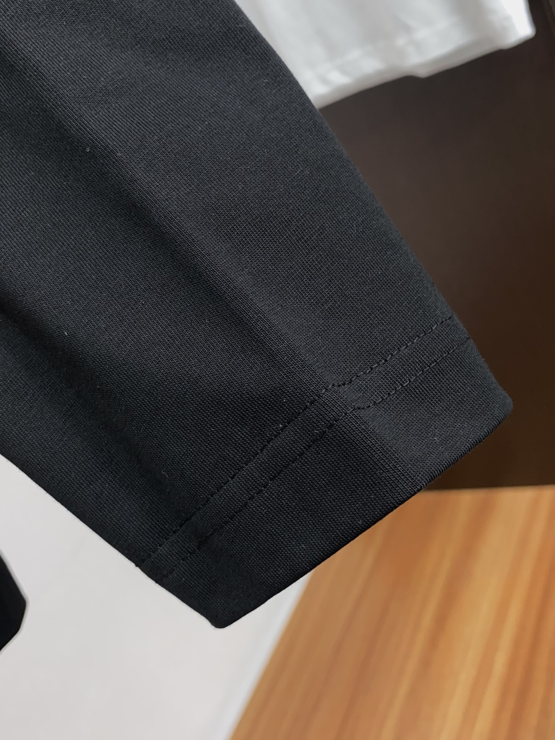 古奇 2025秋冬新品，男士基础款圆领长袖T恤打底衫！贸易公司渠道稀出，同步GW发售，选用客供进口26S