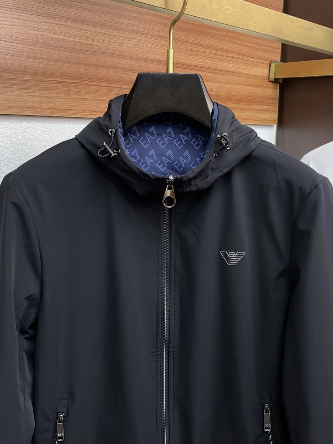 巴宝莉 25ss早秋【新品夹克外套爆款 秋冬专柜新款休闲时尚夹克外套！超前卫设计风格 细腻舒适 穿着非常