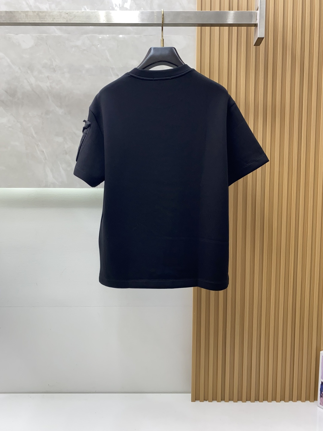 普拉达 家族男士高端简约圆领加厚空气棉短袖 ，香港洋行渠道货，纯正血统品质，25年秋冬 新款，经典王牌系