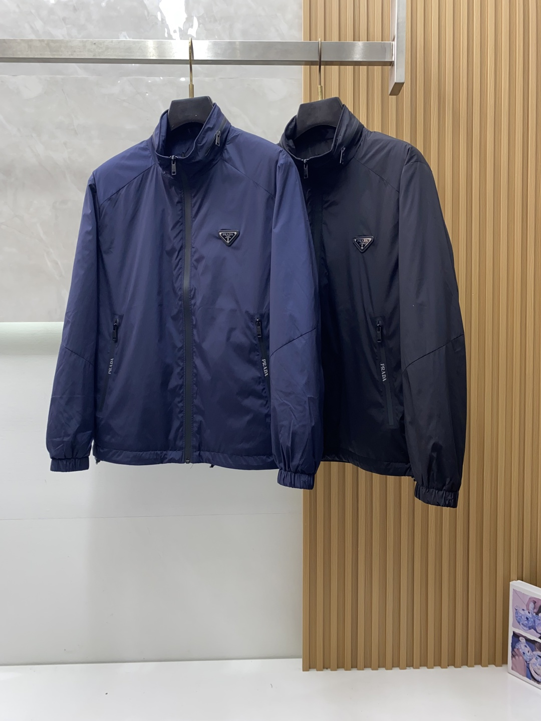 2025年秋冬新款 官网 高端原厂代工出品，官方经典王牌单品！最新棉衣夹克外套 多明星穿搭示范款！！新一