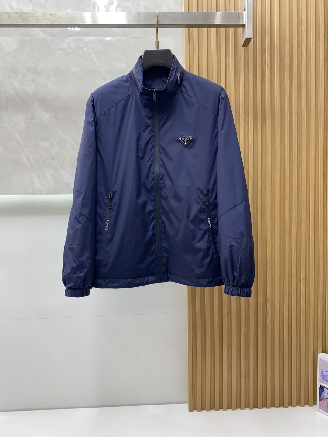 2025年秋冬新款 官网 高端原厂代工出品，官方经典王牌单品！最新棉衣夹克外套 多明星穿搭示范款！！新一