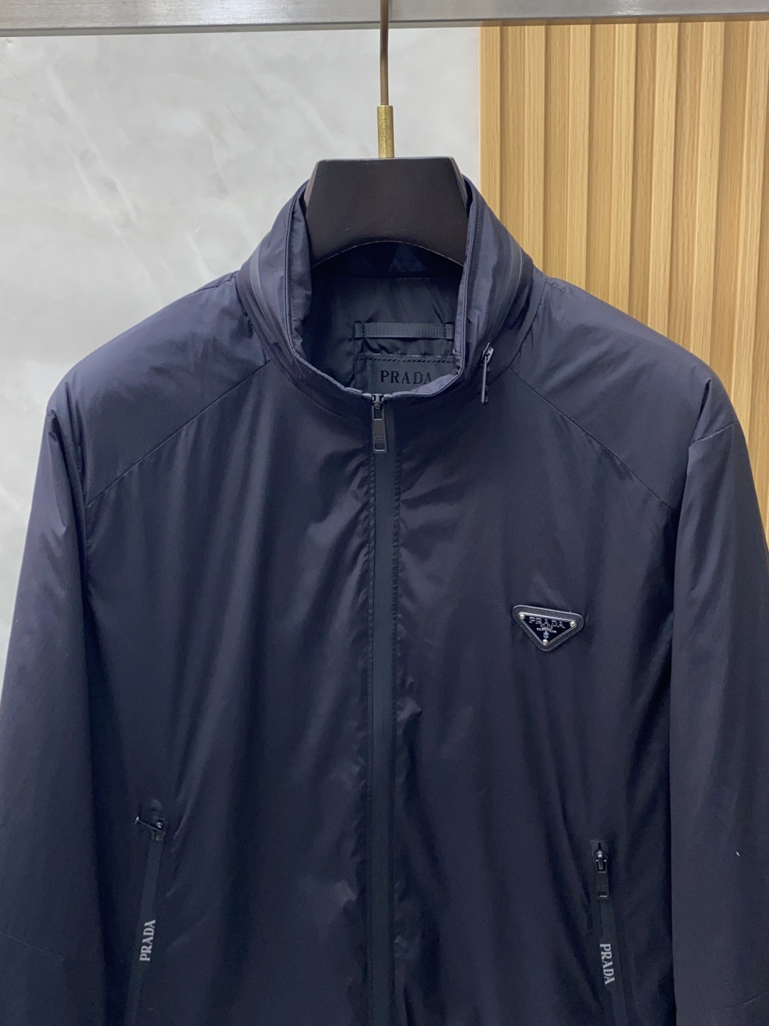 2025年秋冬新款 官网 高端原厂代工出品，官方经典王牌单品！最新棉衣夹克外套 多明星穿搭示范款！！新一