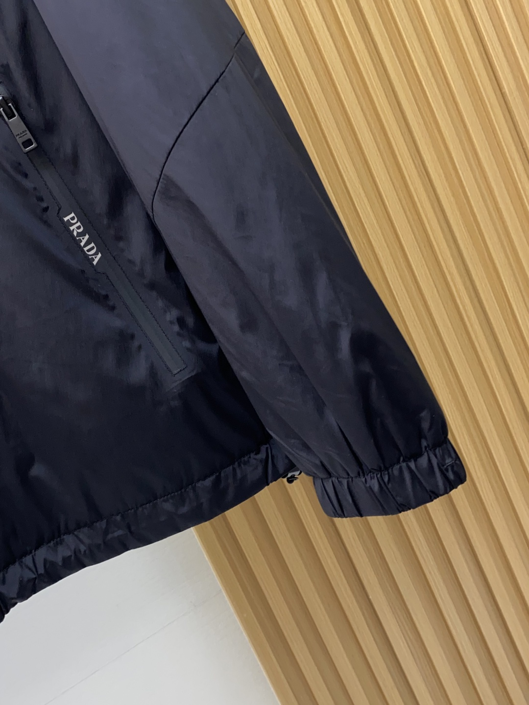 2025年秋冬新款 官网 高端原厂代工出品，官方经典王牌单品！最新棉衣夹克外套 多明星穿搭示范款！！新一