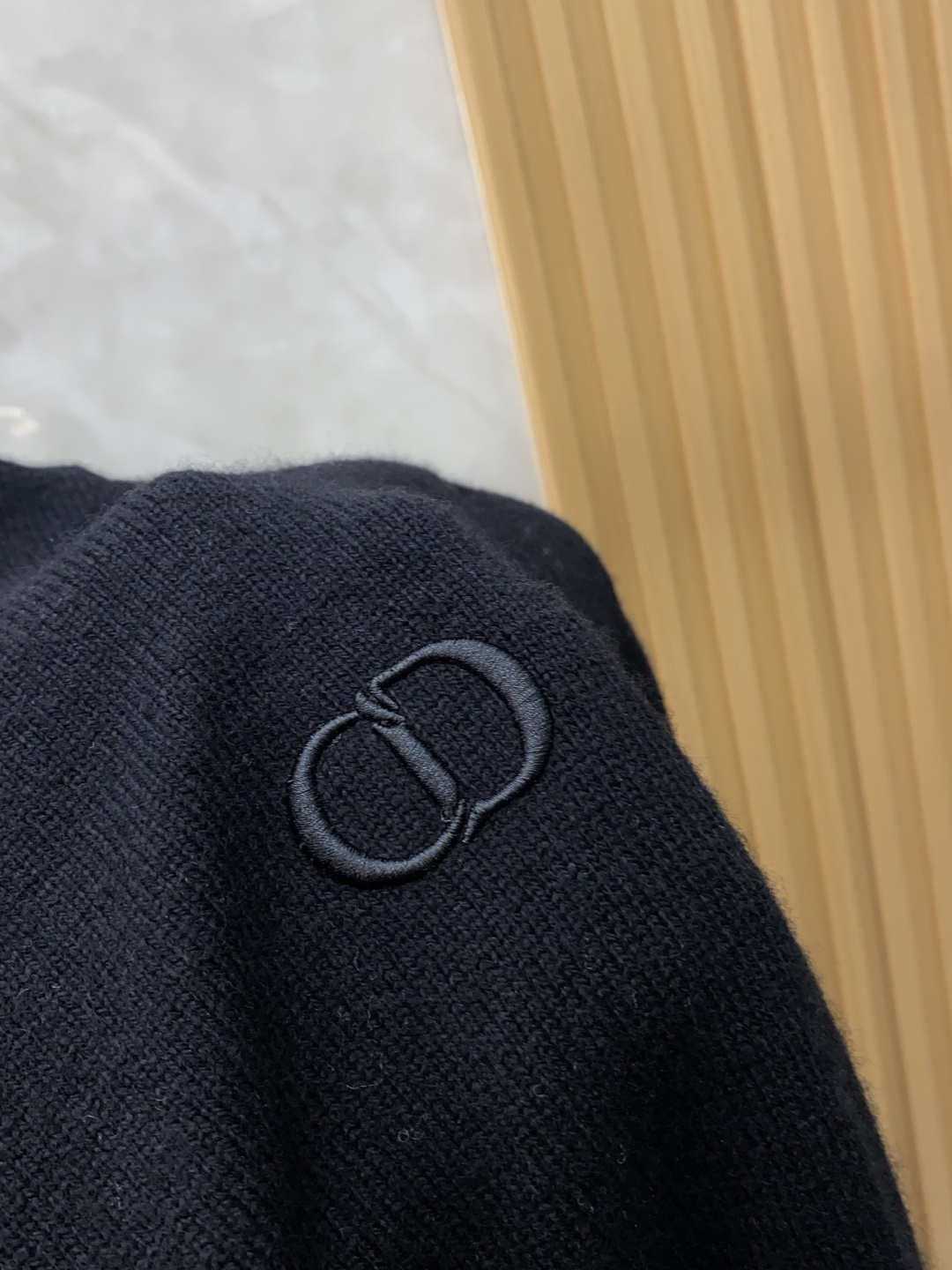 迪奥 2025ss秋冬新品时尚休闲打底单穿圆领商务休闲基础高档精纺100%纯羊毛毛衣 舒适保暖！抗起球👍