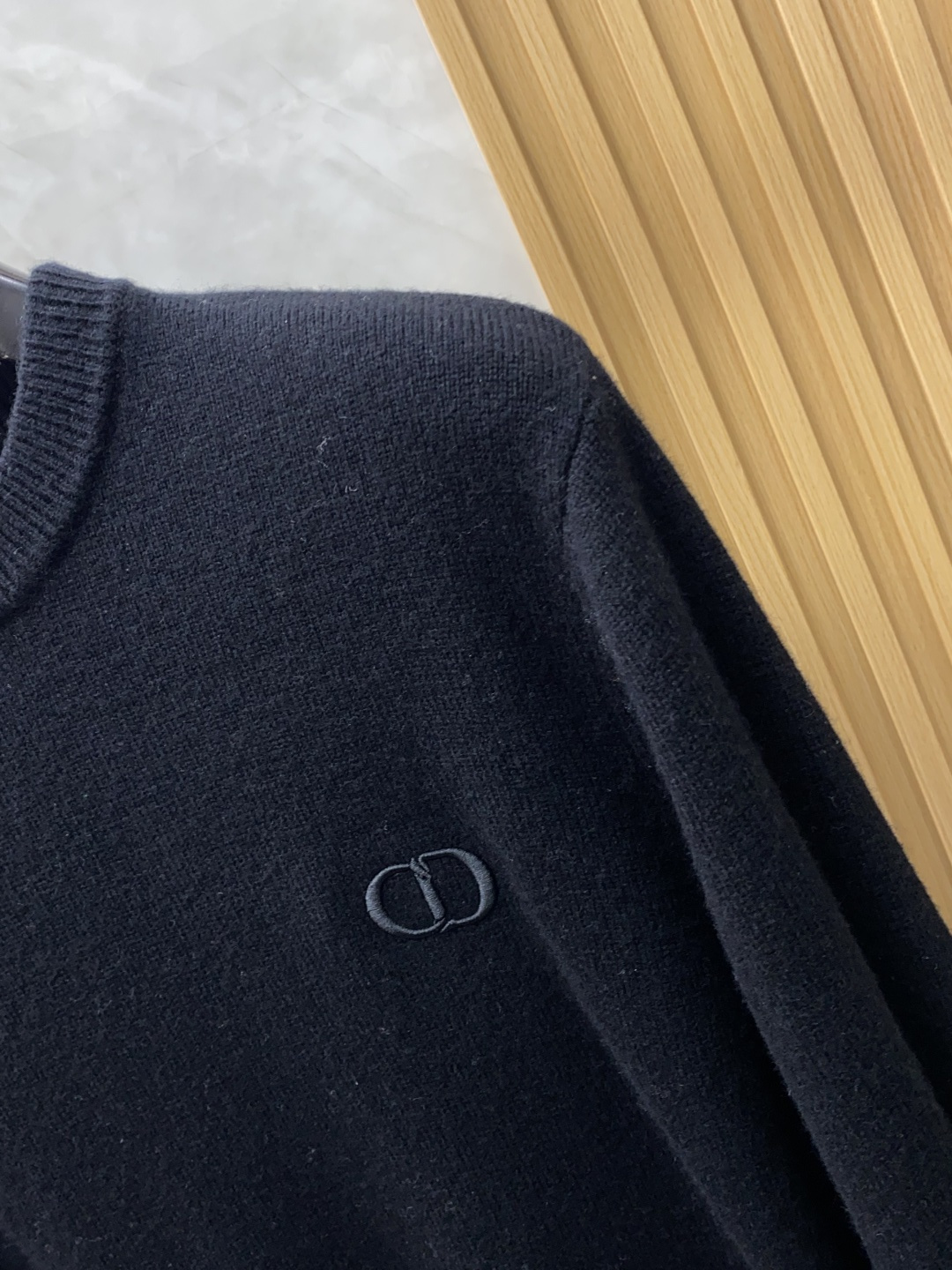 迪奥 2025ss秋冬新品时尚休闲打底单穿圆领商务休闲基础高档精纺100%纯羊毛毛衣 舒适保暖！抗起球👍