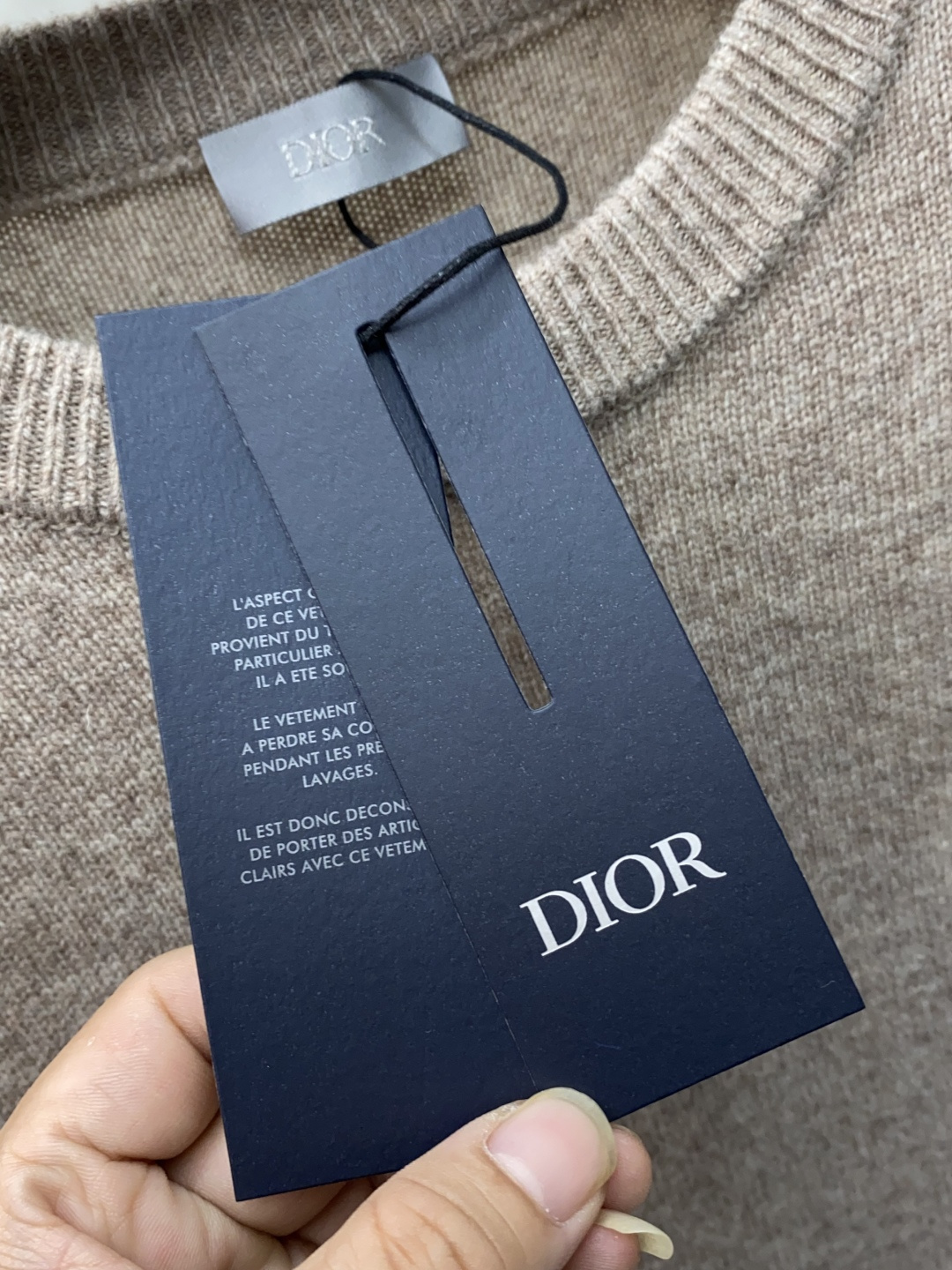 迪奥 2025ss秋冬新品时尚休闲打底单穿圆领商务休闲基础高档精纺100%纯羊毛毛衣 舒适保暖！抗起球👍