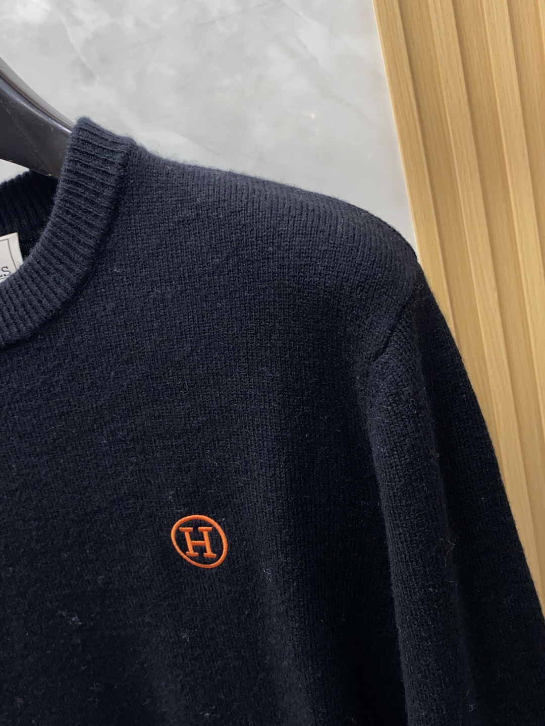 爱马仕 2025ss秋冬新品时尚休闲打底单穿圆领商务休闲基础高档精纺100%纯羊毛毛衣 舒适保暖！抗起球