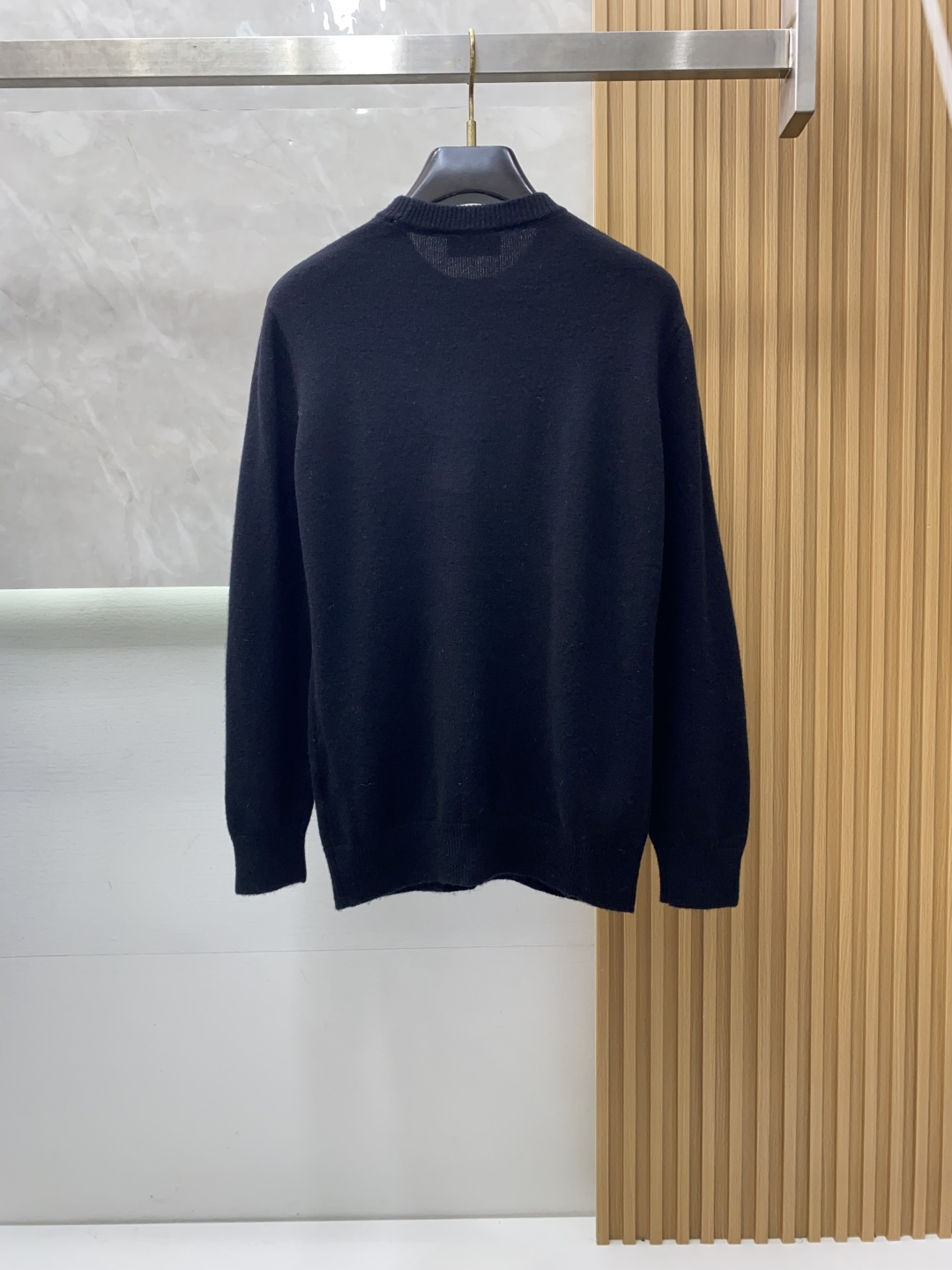 爱马仕 2025ss秋冬新品时尚休闲打底单穿圆领商务休闲基础高档精纺100%纯羊毛毛衣 舒适保暖！抗起球