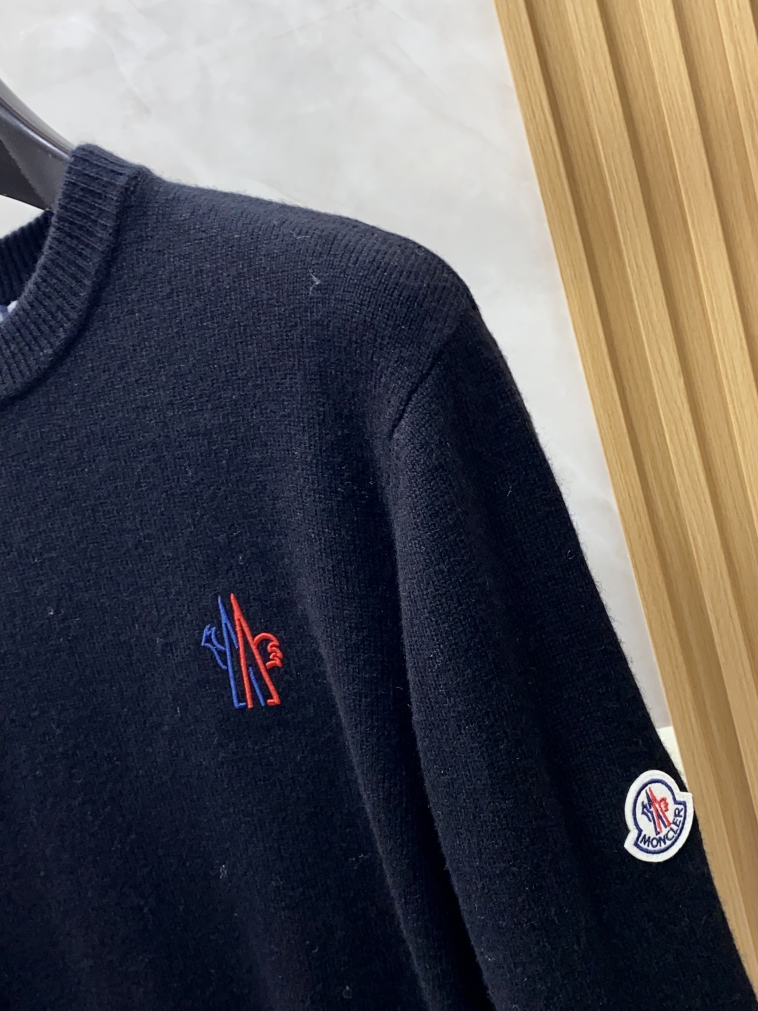 蒙口 2025ss秋冬新品时尚休闲打底单穿圆领商务休闲基础高档精纺100%纯羊毛毛衣 舒适保暖！抗起球👍