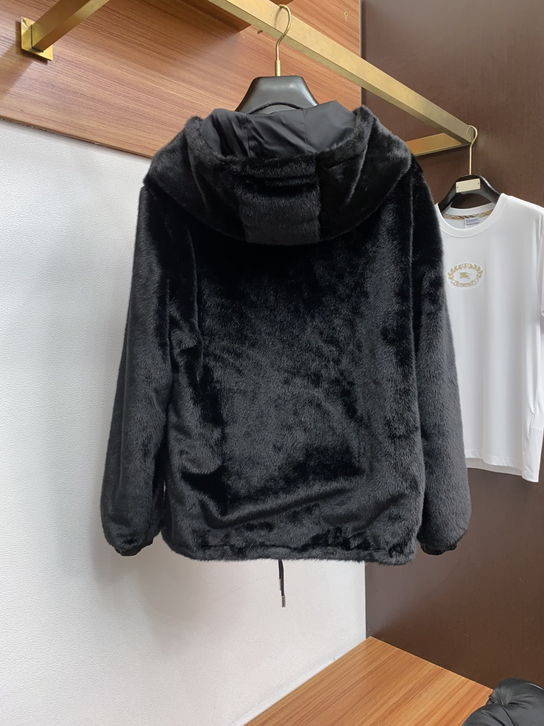 普拉达 25ss最新品 双面夹克外套，设计帅气有型！百搭必备单品，时尚潮牌， 轻松营造酷帅氛围感 ，高级