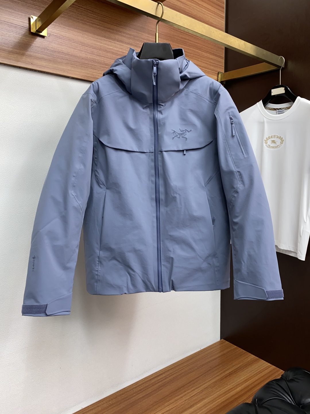 始祖鸟 2025秋冬新款🆕羽绒服 原版1:1订制五金配件全进口原版定制 欢迎专柜对比 绝对的高品质 采用