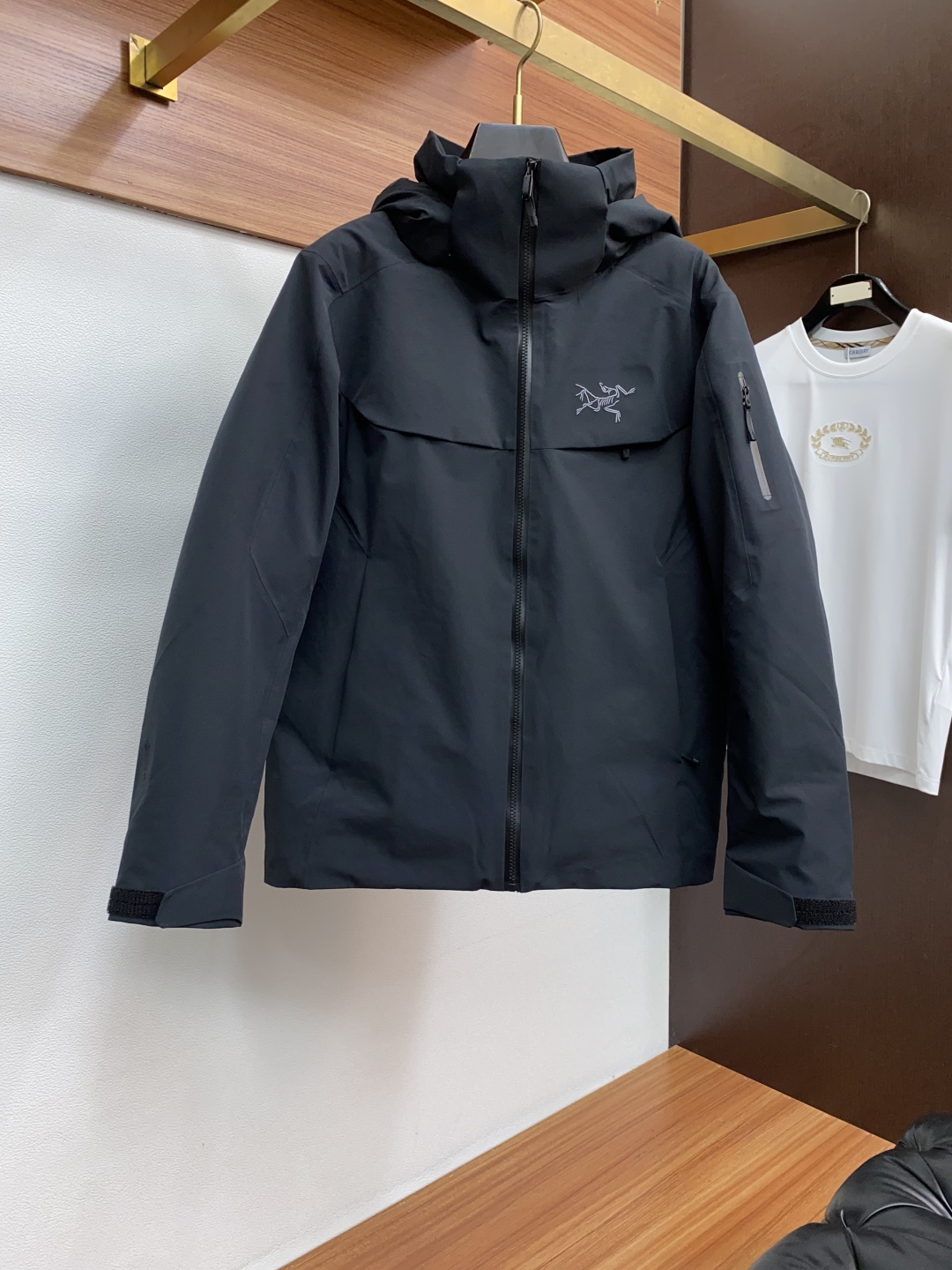 始祖鸟 2025秋冬新款🆕羽绒服 原版1:1订制五金配件全进口原版定制 欢迎专柜对比 绝对的高品质 采用