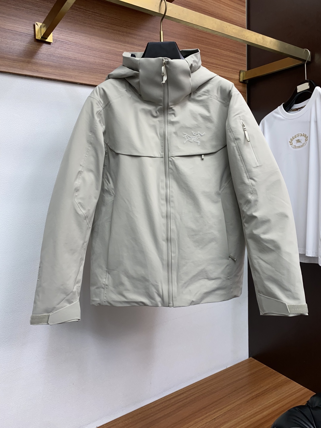 始祖鸟 2025秋冬新款🆕羽绒服 原版1:1订制五金配件全进口原版定制 欢迎专柜对比 绝对的高品质 采用