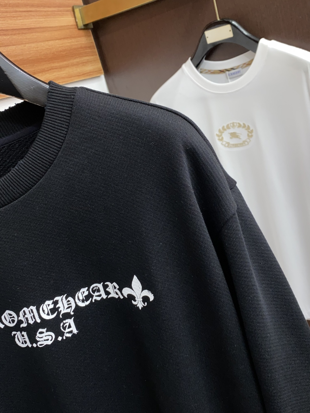 克罗心 秋冬男装专柜官网新品纯棉 爆款面料超好🔈人气推荐秋冬必备✅卫布男士圆领卫衣‼️正面饰有经典图标印