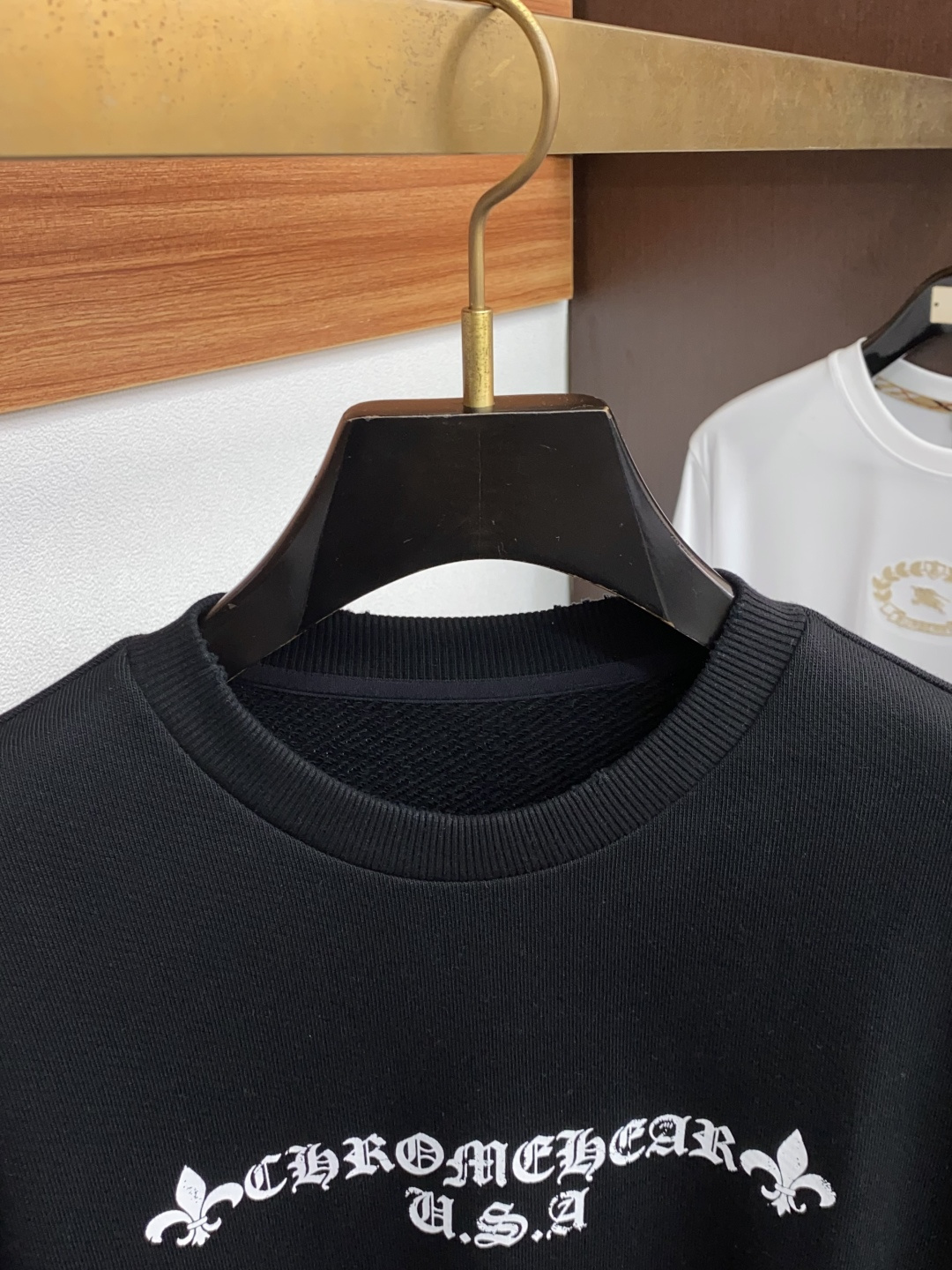 克罗心 秋冬男装专柜官网新品纯棉 爆款面料超好🔈人气推荐秋冬必备✅卫布男士圆领卫衣‼️正面饰有经典图标印