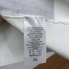 巴黎世家 秋冬新品精致优雅针织羊毛短袖!全品相!!刺绣品牌经典图案,高端大气.简约设计!面料上身舒适透气 巴黎世家 秋冬新品精致优雅针织羊毛短袖!全品相!!刺绣品牌经典图案,高端大气.简约设计!面料上身舒适透气