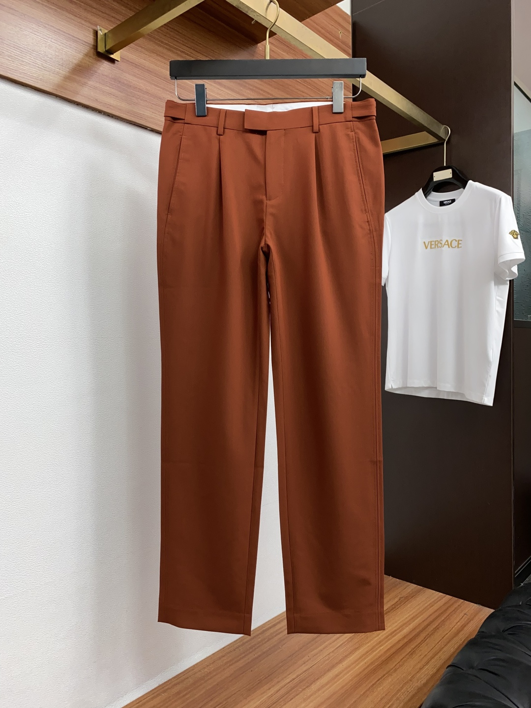 Loro piana 诺悠翩雅 高端定制、2026春夏最新款休闲裤柜台同步发售 原版定制 客供五金辅料 