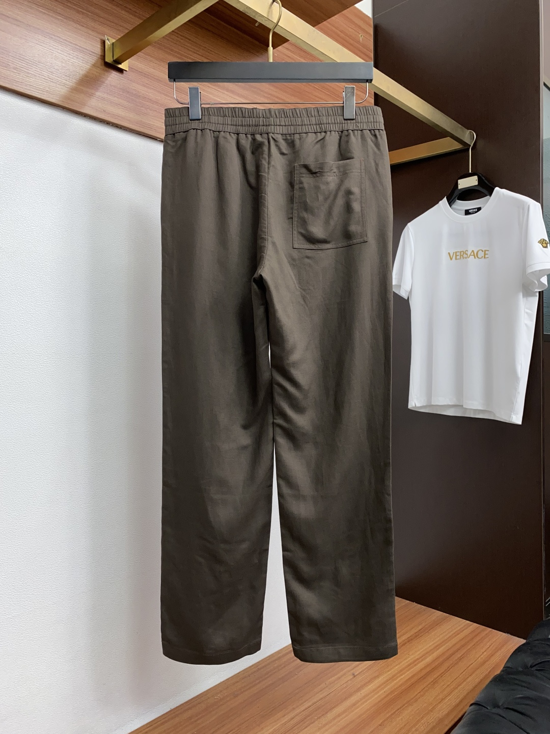 Loro piana 诺悠翩雅 高端定制、2026春夏最新款休闲裤柜台同步发售 原版定制 客供五金辅料 