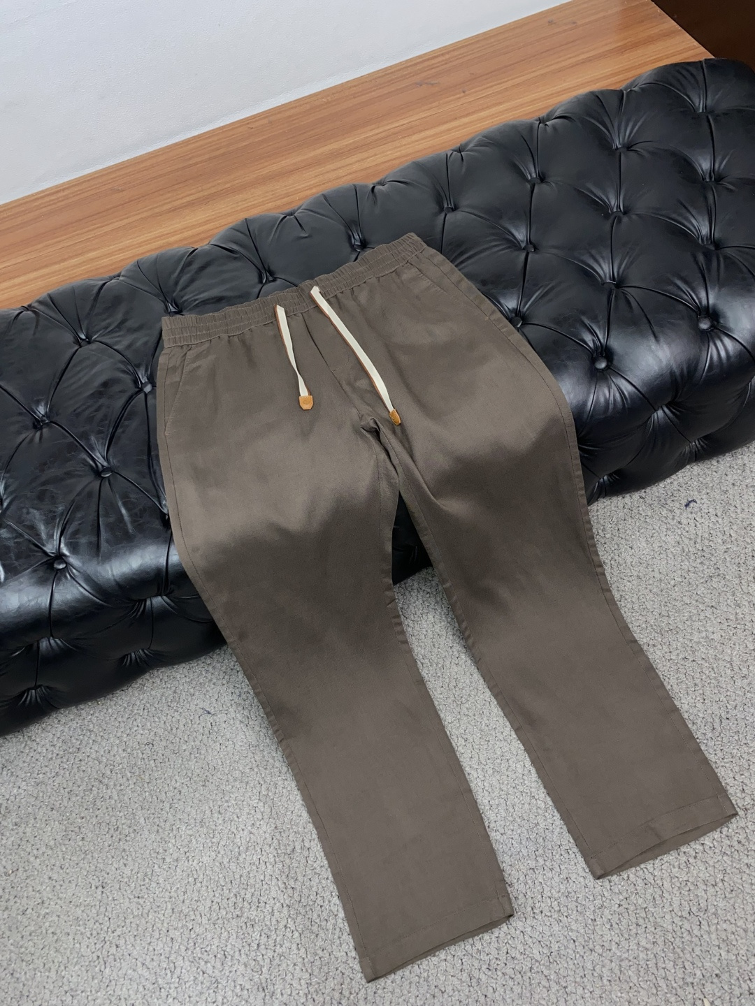 Loro piana 诺悠翩雅 高端定制、2026春夏最新款休闲裤柜台同步发售 原版定制 客供五金辅料 