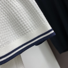 Loro piana 诺悠翩雅 2026新款男士高端简约翻领针织Polo短袖恤衫,香港洋行渠道货,纯正血 Loro piana 诺悠翩雅 2026新款男士高端简约翻领针织Polo短袖恤衫,香港洋行渠道货,纯正血
