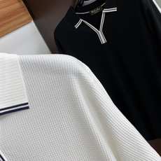 Loro piana 诺悠翩雅 2026新款男士高端简约翻领针织Polo短袖恤衫,香港洋行渠道货,纯正血 Loro piana 诺悠翩雅 2026新款男士高端简约翻领针织Polo短袖恤衫,香港洋行渠道货,纯正血