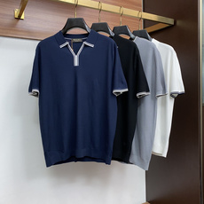 Loro piana 诺悠翩雅 2026新款男士高端简约翻领针织Polo短袖恤衫,香港洋行渠道货,纯正血 Loro piana 诺悠翩雅 2026新款男士高端简约翻领针织Polo短袖恤衫,香港洋行渠道货,纯正血