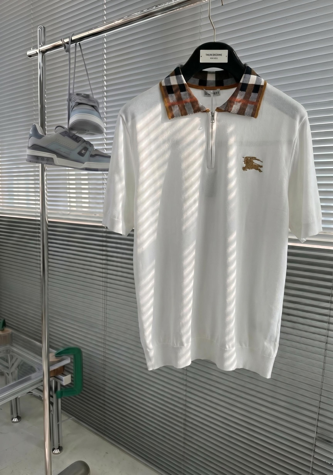 巴宝莉 2026新款男士高端简约翻领衫针织Polo短袖T恤衫，香港洋行渠道货，纯正血统品质，春夏新款，经典王牌系列！ 高