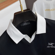 始祖鸟 2026春夏新品商务Polo,极简的衣身造型!丝光面料整体的触感极为舒适,弹力十足亲肤效果高级, 始祖鸟 2026春夏新品商务Polo,极简的衣身造型!丝光面料整体的触感极为舒适,弹力十足亲肤效果高级,