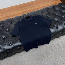 始祖鸟 2026春夏新品商务Polo,极简的衣身造型!丝光面料整体的触感极为舒适,弹力十足亲肤效果高级, 始祖鸟 2026春夏新品商务Polo,极简的衣身造型!丝光面料整体的触感极为舒适,弹力十足亲肤效果高级,