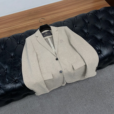 Loro piana 诺悠翩雅 25ss最新品 西装夹克外套,设计帅气有型!百搭必备单品,时尚潮牌, 轻松营造酷帅氛围感 Loro piana 诺悠翩雅 25ss最新品 西装夹克外套,设计帅气有型!百搭必备单品,时尚潮牌, 轻松营造酷帅氛围感