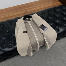 Loro piana 诺悠翩雅 25ss最新品 西装夹克外套,设计帅气有型!百搭必备单品,时尚潮牌, 轻松营造酷帅氛围感 Loro piana 诺悠翩雅 25ss最新品 西装夹克外套,设计帅气有型!百搭必备单品,时尚潮牌, 轻松营造酷帅氛围感