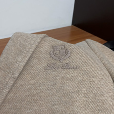 Loro piana 诺悠翩雅 25ss最新品 西装夹克外套,设计帅气有型!百搭必备单品,时尚潮牌, 轻松营造酷帅氛围感 Loro piana 诺悠翩雅 25ss最新品 西装夹克外套,设计帅气有型!百搭必备单品,时尚潮牌, 轻松营造酷帅氛围感