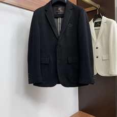 Loro piana 诺悠翩雅 25ss最新品 西装夹克外套,设计帅气有型!百搭必备单品,时尚潮牌, 轻松营造酷帅氛围感 Loro piana 诺悠翩雅 25ss最新品 西装夹克外套,设计帅气有型!百搭必备单品,时尚潮牌, 轻松营造酷帅氛围感