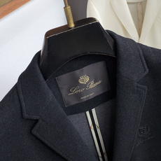 Loro piana 诺悠翩雅 25ss最新品 西装夹克外套,设计帅气有型!百搭必备单品,时尚潮牌, 轻松营造酷帅氛围感 Loro piana 诺悠翩雅 25ss最新品 西装夹克外套,设计帅气有型!百搭必备单品,时尚潮牌, 轻松营造酷帅氛围感