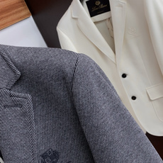 Loro piana 诺悠翩雅 25ss最新品 西装夹克外套,设计帅气有型!百搭必备单品,时尚潮牌, 轻松营造酷帅氛围感 Loro piana 诺悠翩雅 25ss最新品 西装夹克外套,设计帅气有型!百搭必备单品,时尚潮牌, 轻松营造酷帅氛围感