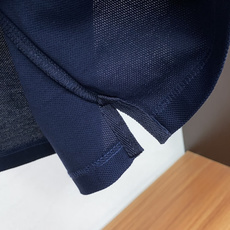始祖鸟 2026春夏新品商务Polo,极简的衣身造型!丝光面料整体的触感极为舒适,弹力十足亲肤效果高级,经典时尚翻领 P 始祖鸟 2026春夏新品商务Polo,极简的衣身造型!丝光面料整体的触感极为舒适,弹力十足亲肤效果高级,经典时尚翻领 P