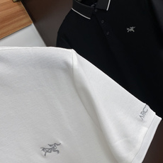 始祖鸟 2026春夏新品商务Polo,极简的衣身造型!丝光面料整体的触感极为舒适,弹力十足亲肤效果高级,经典时尚翻领 P 始祖鸟 2026春夏新品商务Polo,极简的衣身造型!丝光面料整体的触感极为舒适,弹力十足亲肤效果高级,经典时尚翻领 P
