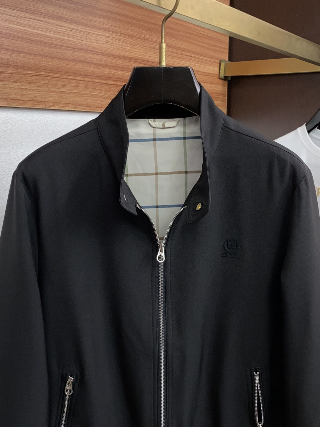 Loro piana 诺悠翩雅 2026新款男士新款休闲定制夹克外套 商务意大利进口面料 简约干练的休闲外套，瞬间重回时