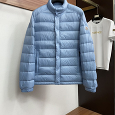 蒙口 25ss最新品 小立领羽绒服外套,设计帅气有型!百搭必备单品,时尚潮牌, 轻松营造酷帅氛围感 ,高级感满满,在低调 蒙口 25ss最新品 小立领羽绒服外套,设计帅气有型!百搭必备单品,时尚潮牌, 轻松营造酷帅氛围感 ,高级感满满,在低调
