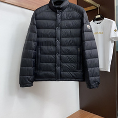 蒙口 25ss最新品 小立领羽绒服外套,设计帅气有型!百搭必备单品,时尚潮牌, 轻松营造酷帅氛围感 ,高级感满满,在低调 蒙口 25ss最新品 小立领羽绒服外套,设计帅气有型!百搭必备单品,时尚潮牌, 轻松营造酷帅氛围感 ,高级感满满,在低调