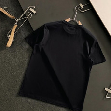 PRAD* 正码正拍修身版型M-XXXL 顶级黑白双色顶级万针线绣字母刺绣打造圆领短袖,双丝光芝麻纹棉100支精致工艺专 PRAD* 正码正拍修身版型M-XXXL 顶级黑白双色顶级万针线绣字母刺绣打造圆领短袖,双丝光芝麻纹棉100支精致工艺专