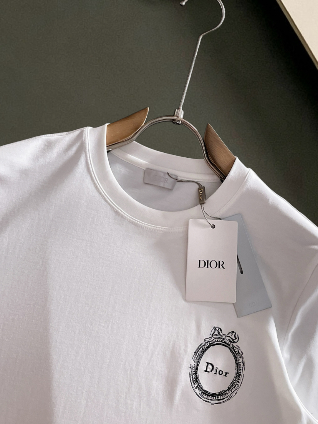 디올 남성 반팔 143301 Dior T Shirt 상세 이미지 2