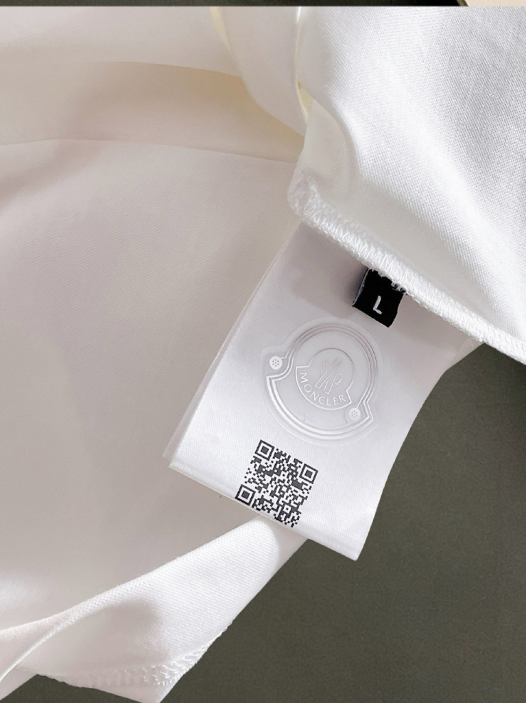 몽클레어 남성 반팔 143302 Moncler T Shirt 상세 이미지 4