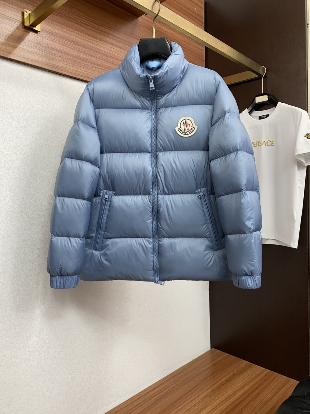 蒙口 2026秋冬新款🆕原版1:1订制五金配件全进口原版定制面包羽绒服 欢迎专柜对比 绝对的高品质 采用顶级鹅绒 超柔软
