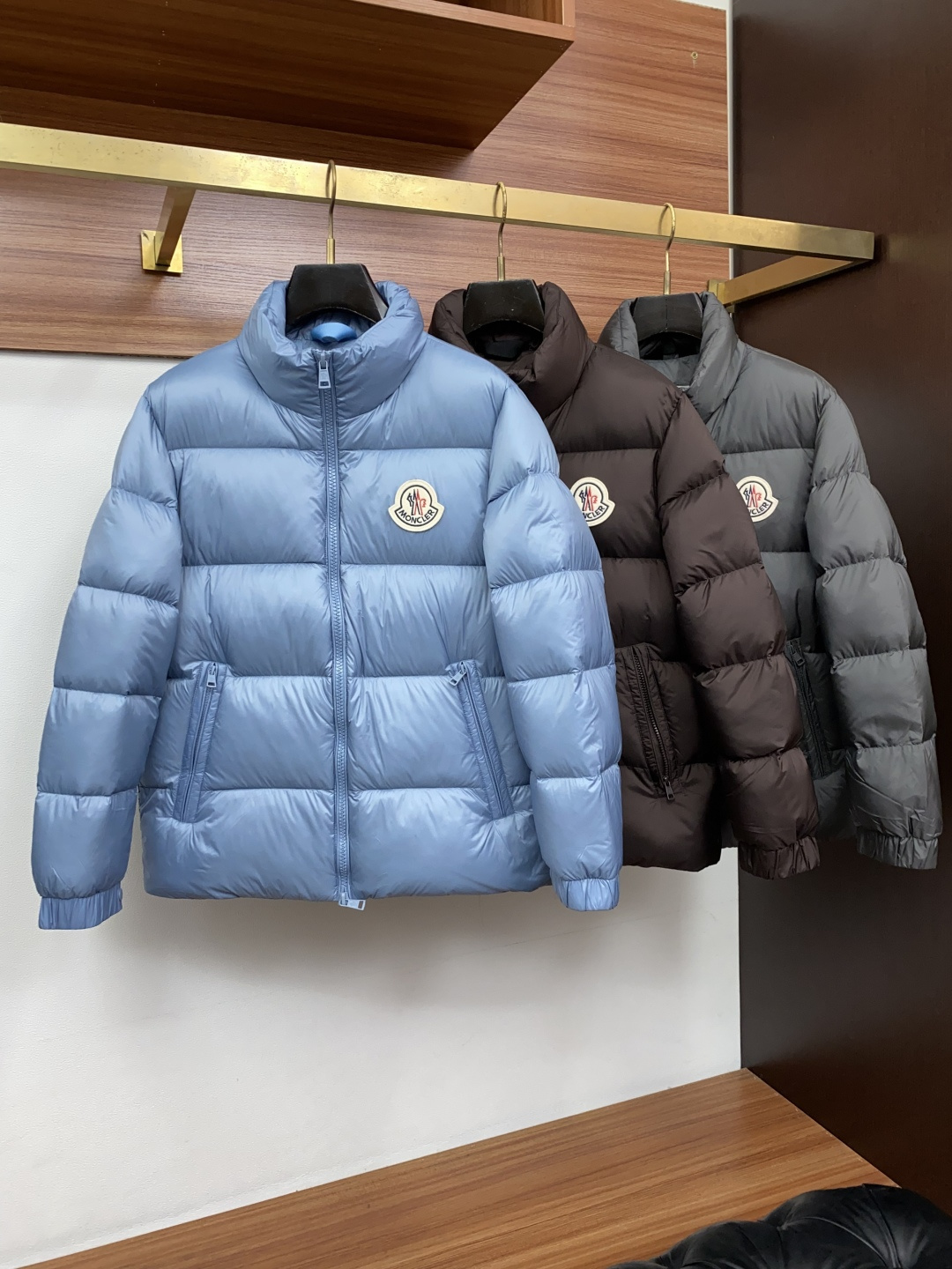 蒙口 2026秋冬新款🆕原版1:1订制五金配件全进口原版定制面包羽绒服 欢迎专柜对比 绝对的高品质 采用顶级鹅绒 超柔软