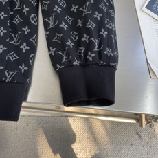 驴牌 26ss新款Monogram 图案双面绒面飞行员 夹克外套 男款 高版本。 码数:48.50.52.54. 驴牌 26ss新款Monogram 图案双面绒面飞行员 夹克外套 男款 高版本。 码数:48.50.52.54.