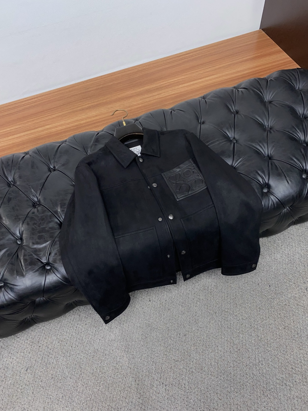 로에베 스웨이드 카라 남성 자켓 26SS 상세 이미지 7