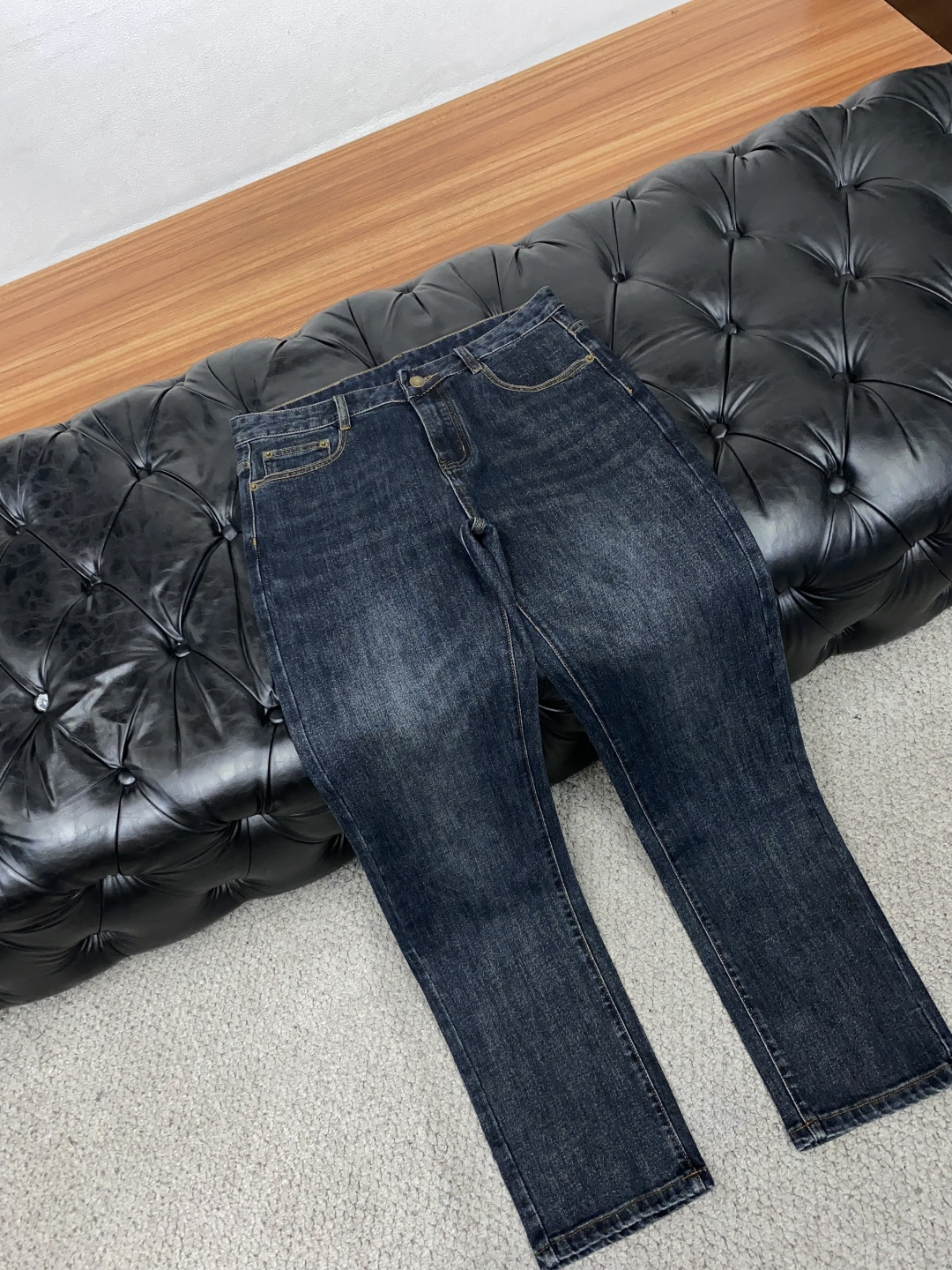 巴宝莉 29-38 最新款牛仔 秋冬最新款上身版型无敌正！ 绝对可以闭眼收的一款 此款裤子非常百搭，弹力腰围,日常上班 
