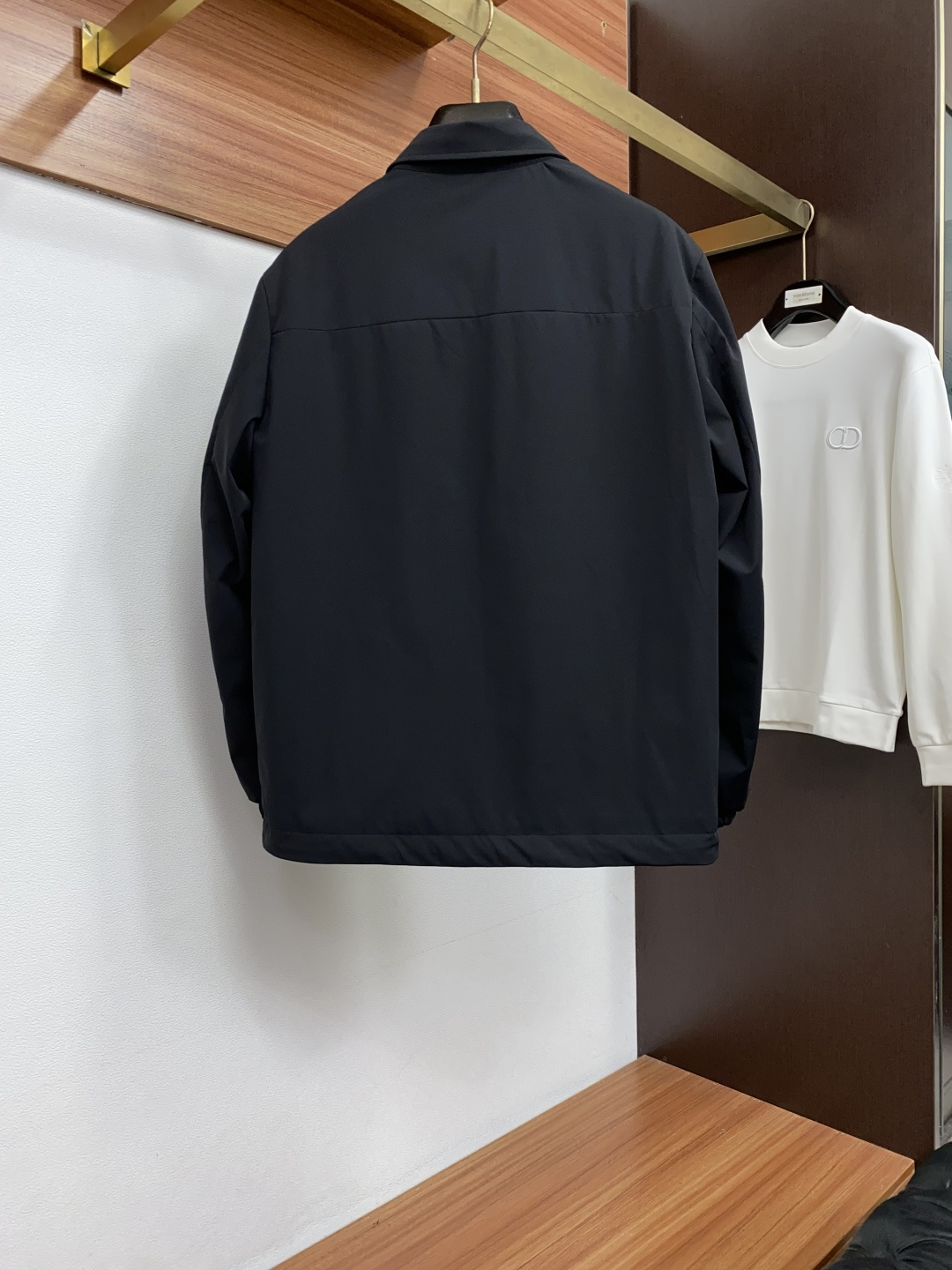 蒙口 26秋冬夹薄棉商务翻领夹克外套 高端精品轻时尚外套,男女同款,贸易公司渠道一手订单,官网专柜在售系列,业内独家首发 蒙口 26秋冬夹薄棉商务翻领夹克外套 高端精品轻时尚外套,男女同款,贸易公司渠道一手订单,官网专柜在售系列,业内独家首发